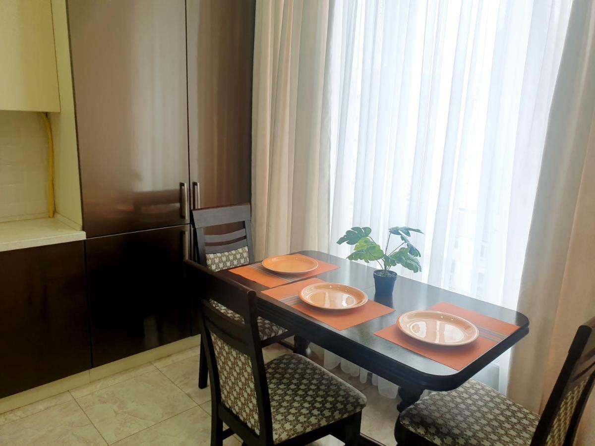 Sky House Premium Apartment In City Center Chisinau Eksteriør bilde